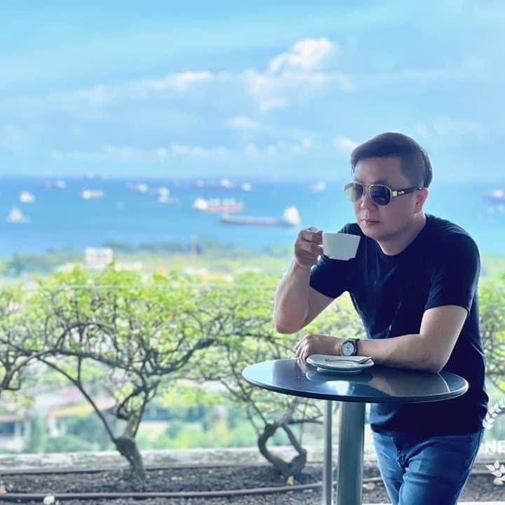 Q POON 新加坡