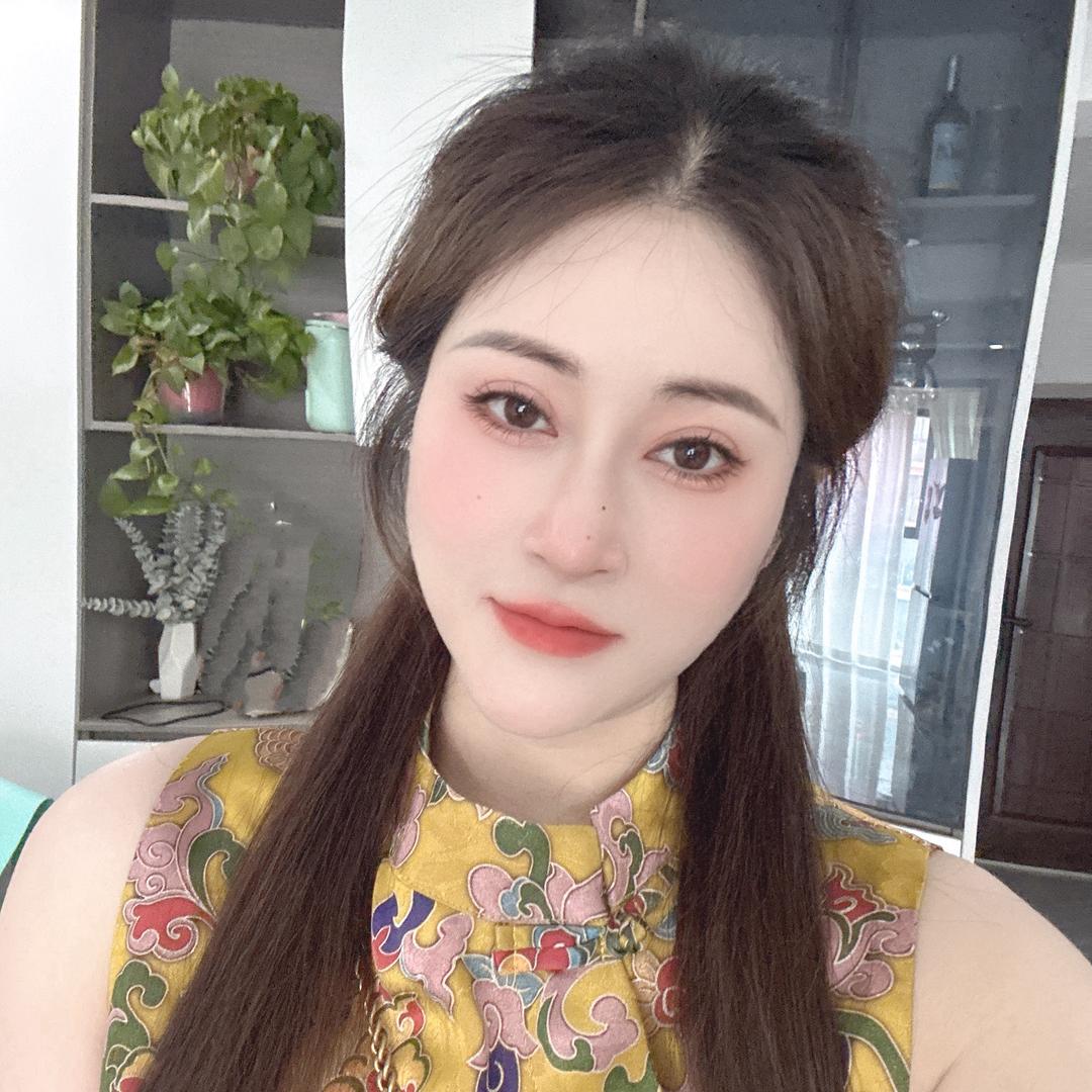小曼