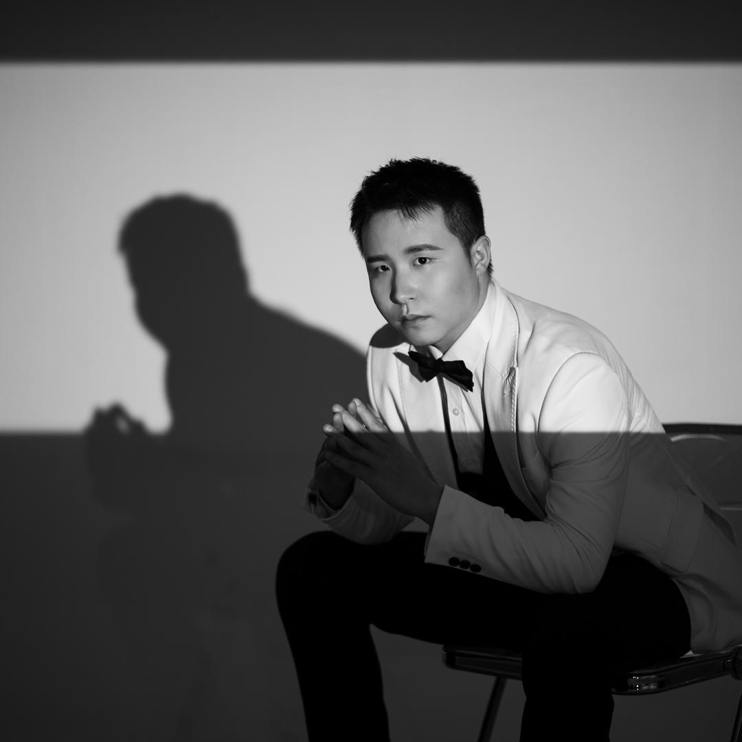 凯伦-林州董装修