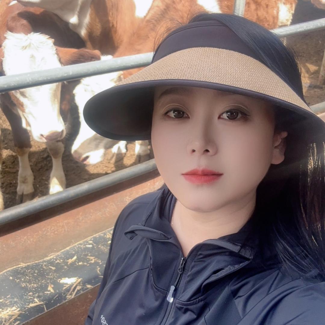 牛牛不牛🐮（糖果果）