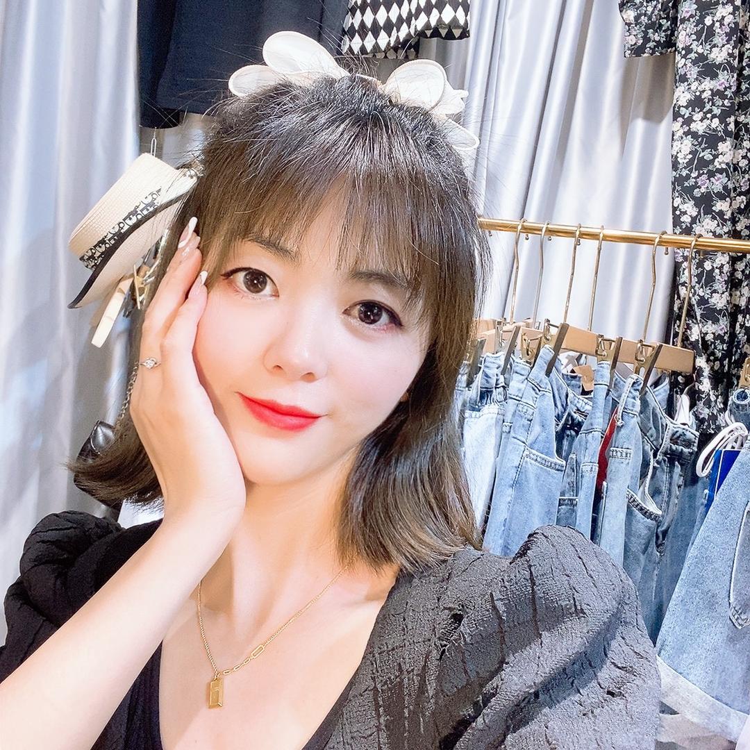 黄晶晶童装女装