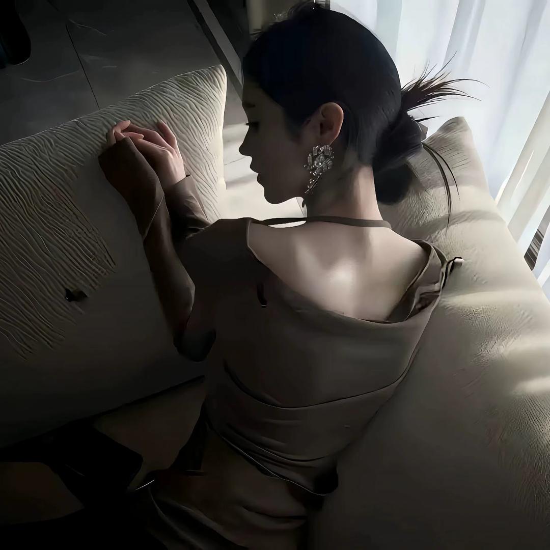 小菲菲.