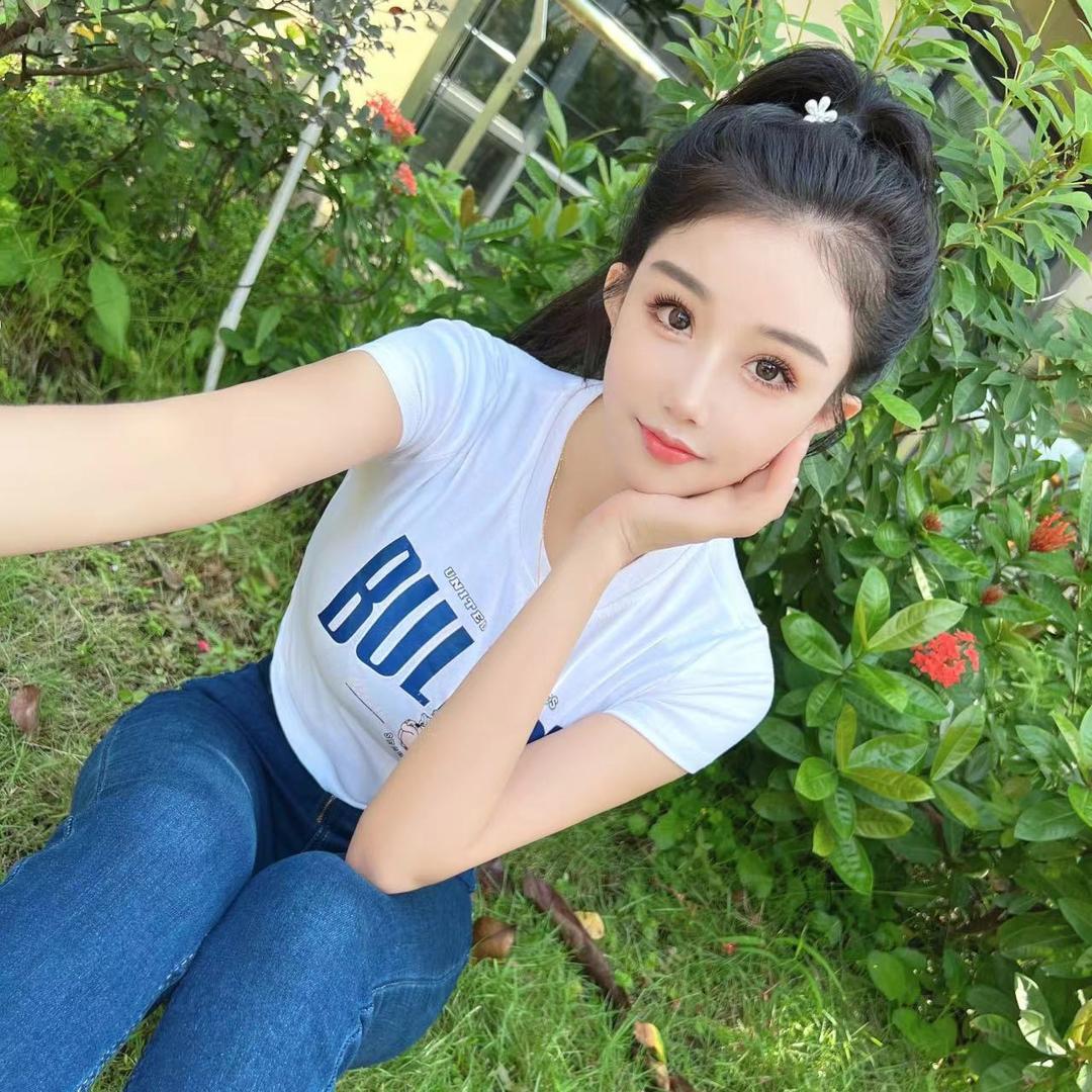 奶雯百晓