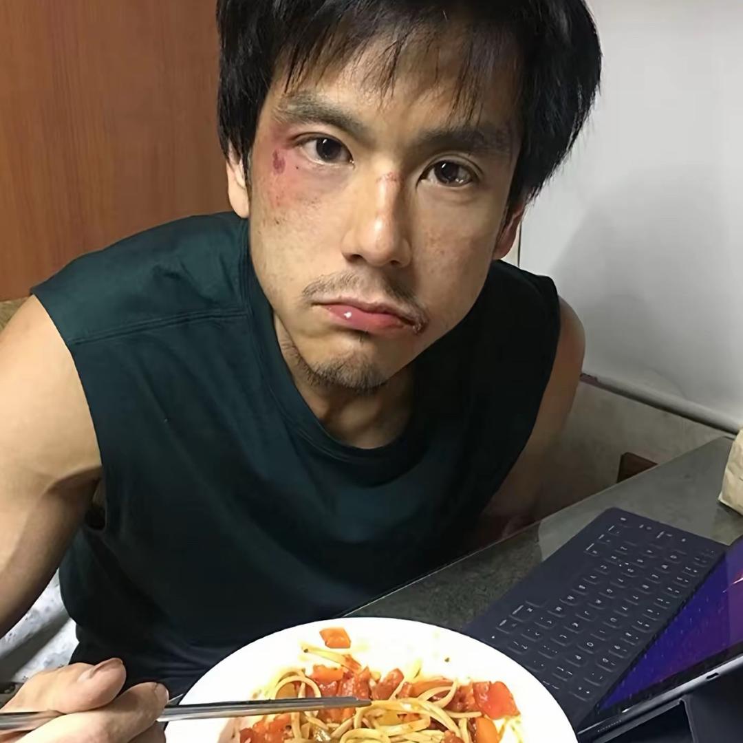 伍岚正