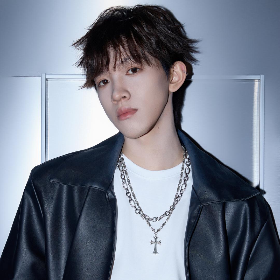 嘉骏Jun