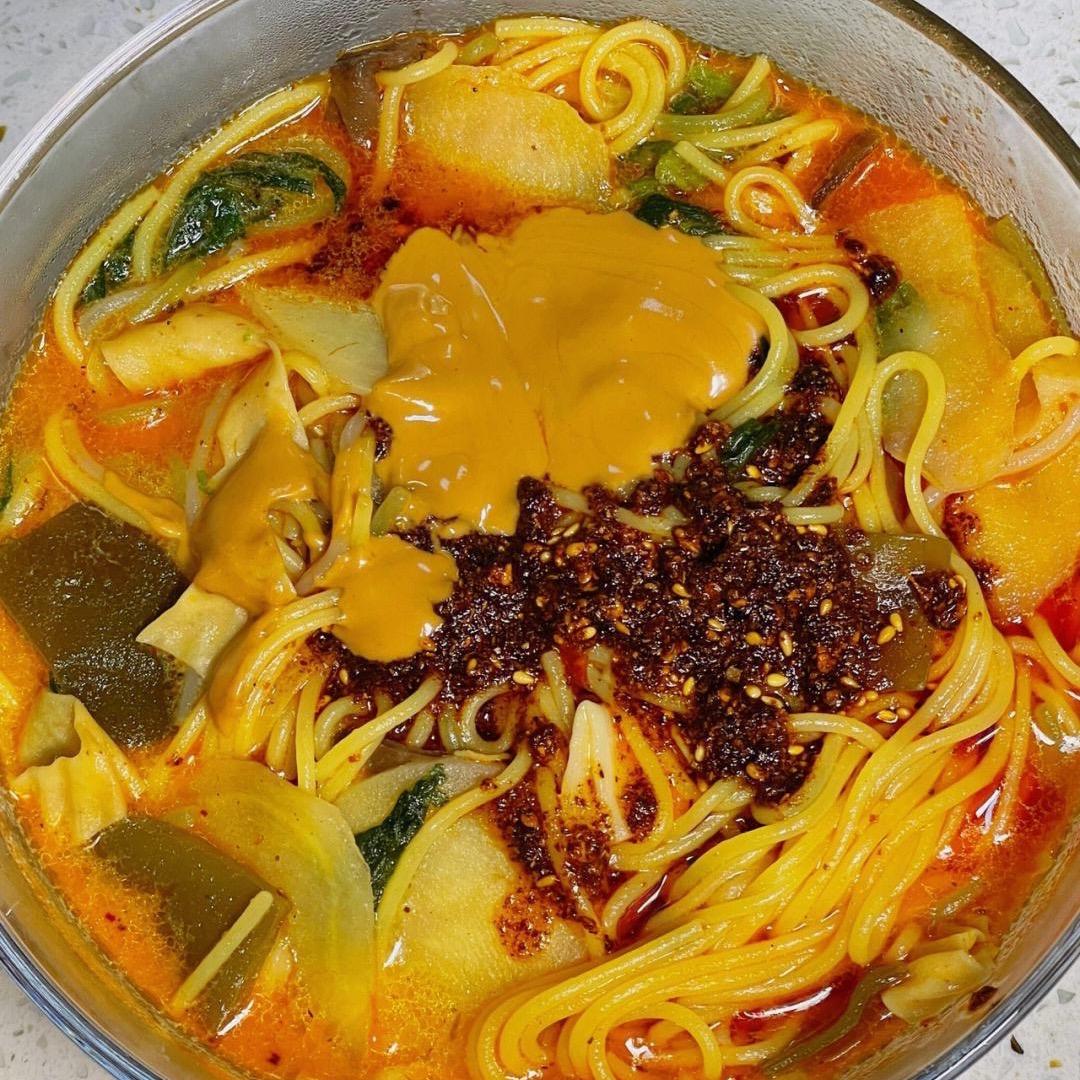 王小六麻辣烫