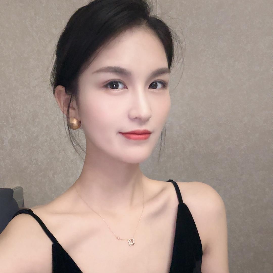李明月