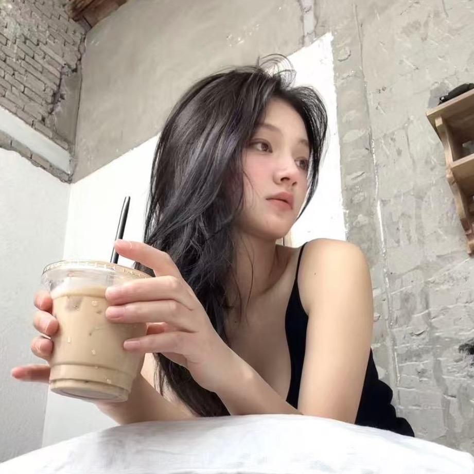 海宁FM芬娜轻奢皮草