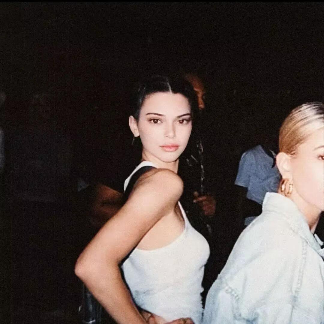 三头六臂维纳斯