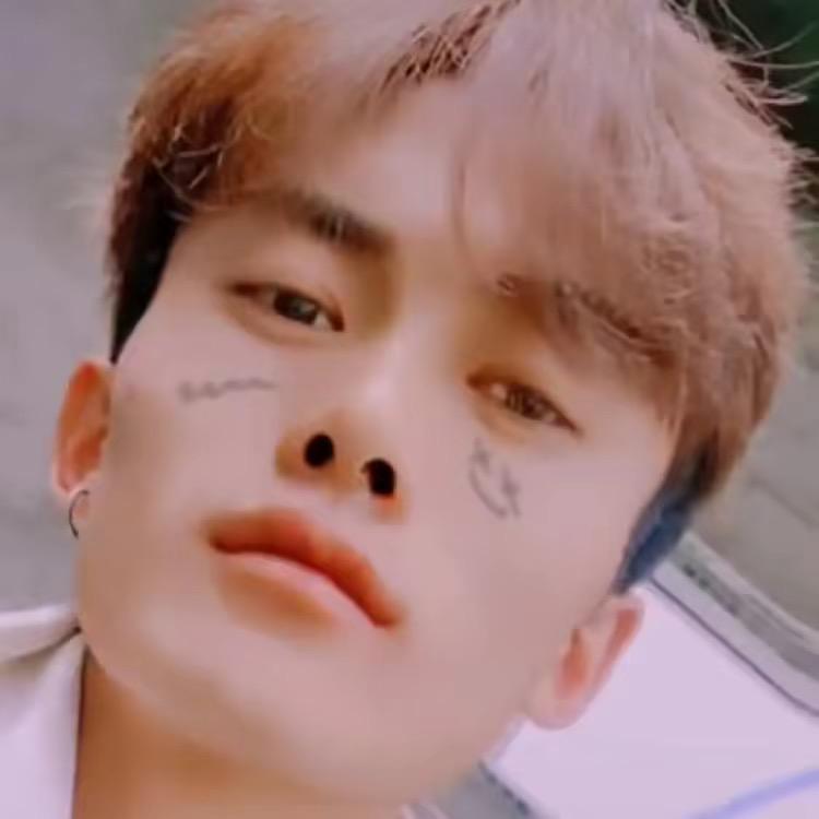 🐍༄࿔༎࿔࿑孤ཀྃ་狼࿑༻༈
