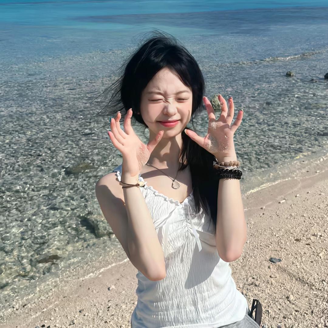 小晚不困🐰（被窝偷偷哭版）