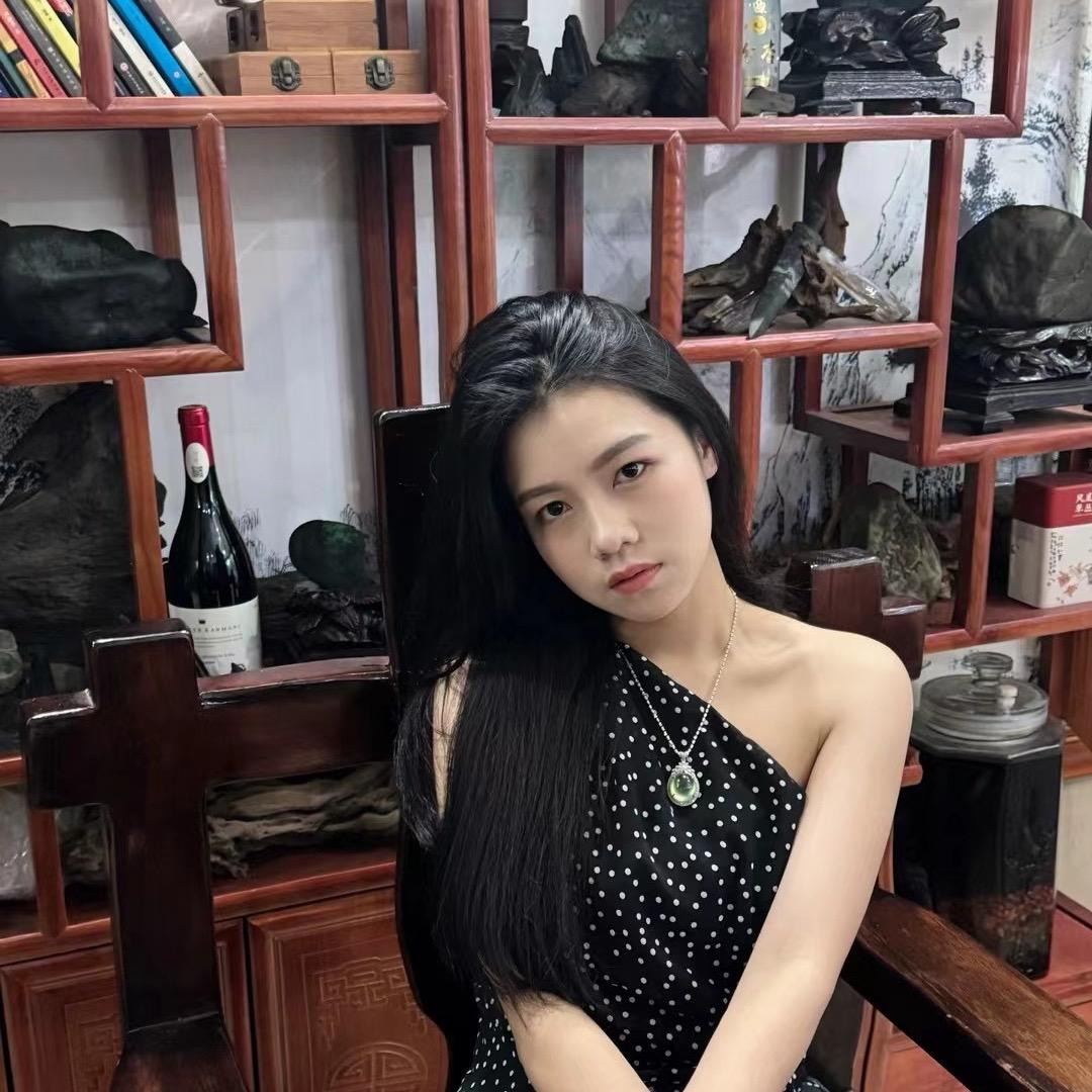 柚如翡