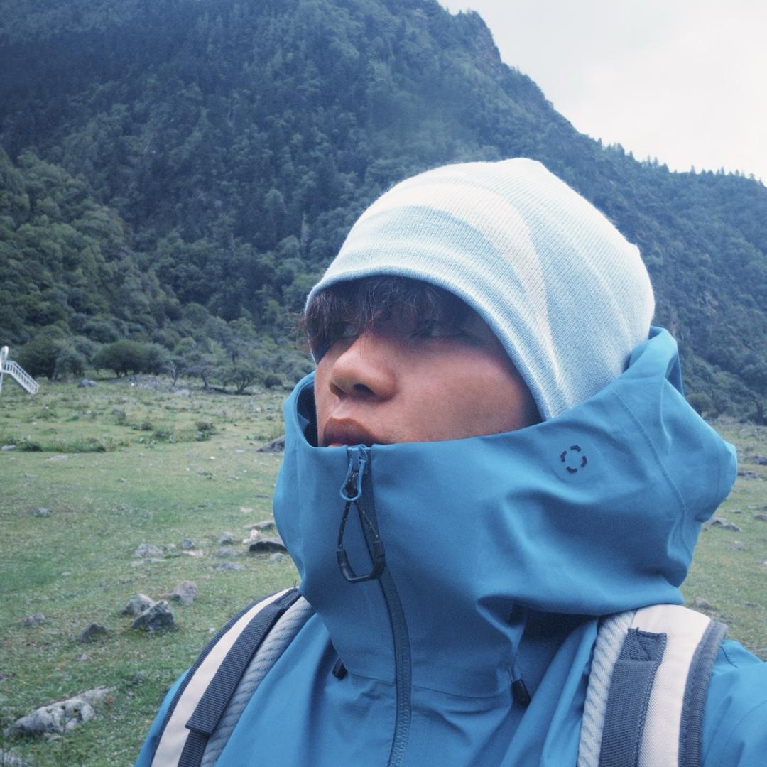 不会飞的小鹏⛰️