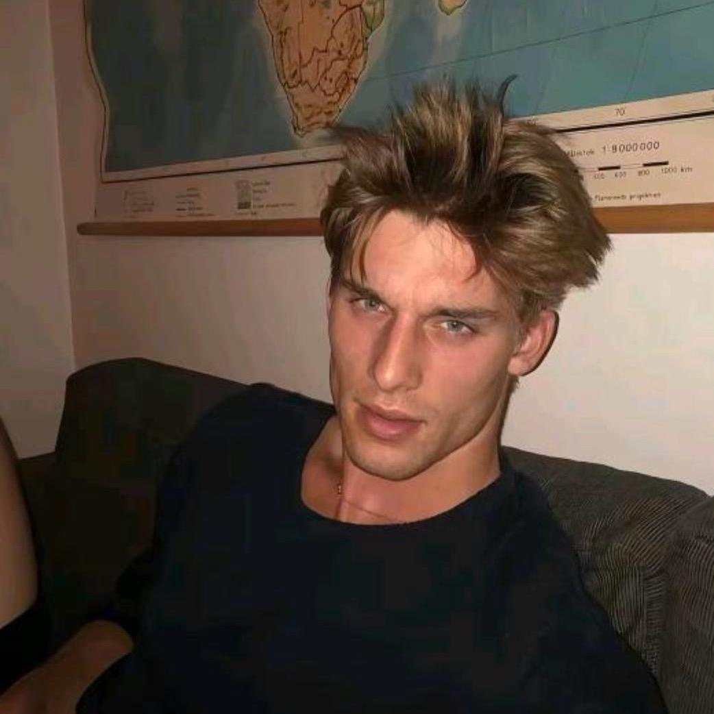 ▶︎ ︎ı||ıı||ıı||ı 7”