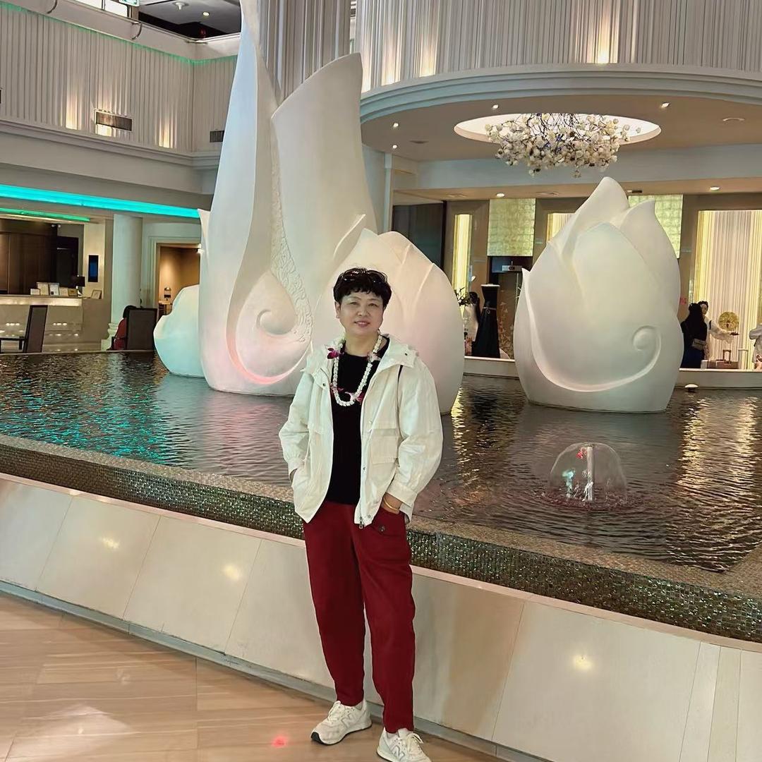 彩红（不定时开播）