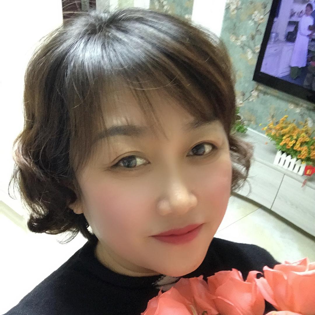 嫣然一笑a