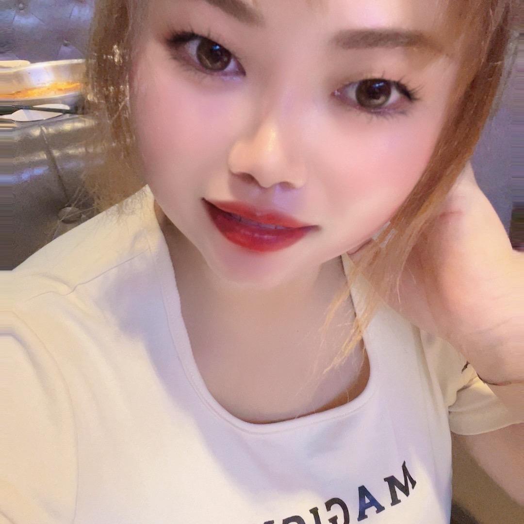 🌺盛雪梅🌺（好物在橱窗那逛一逛吧）