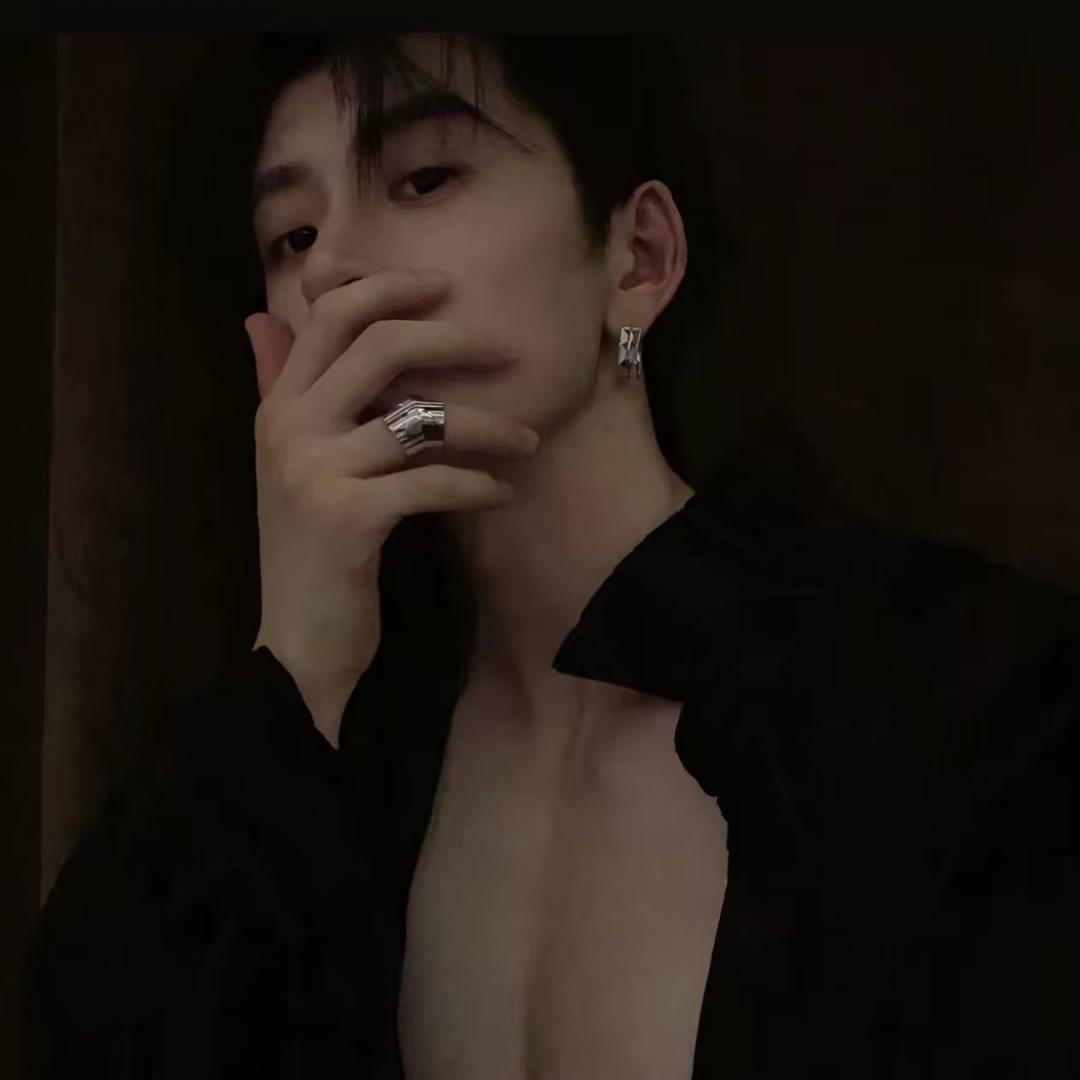 ℒᎭℯ⃝执念⁵²º᭄