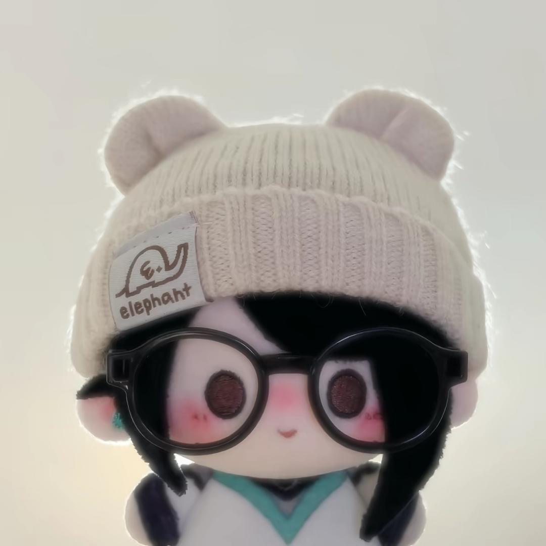 淤泥里的荷花