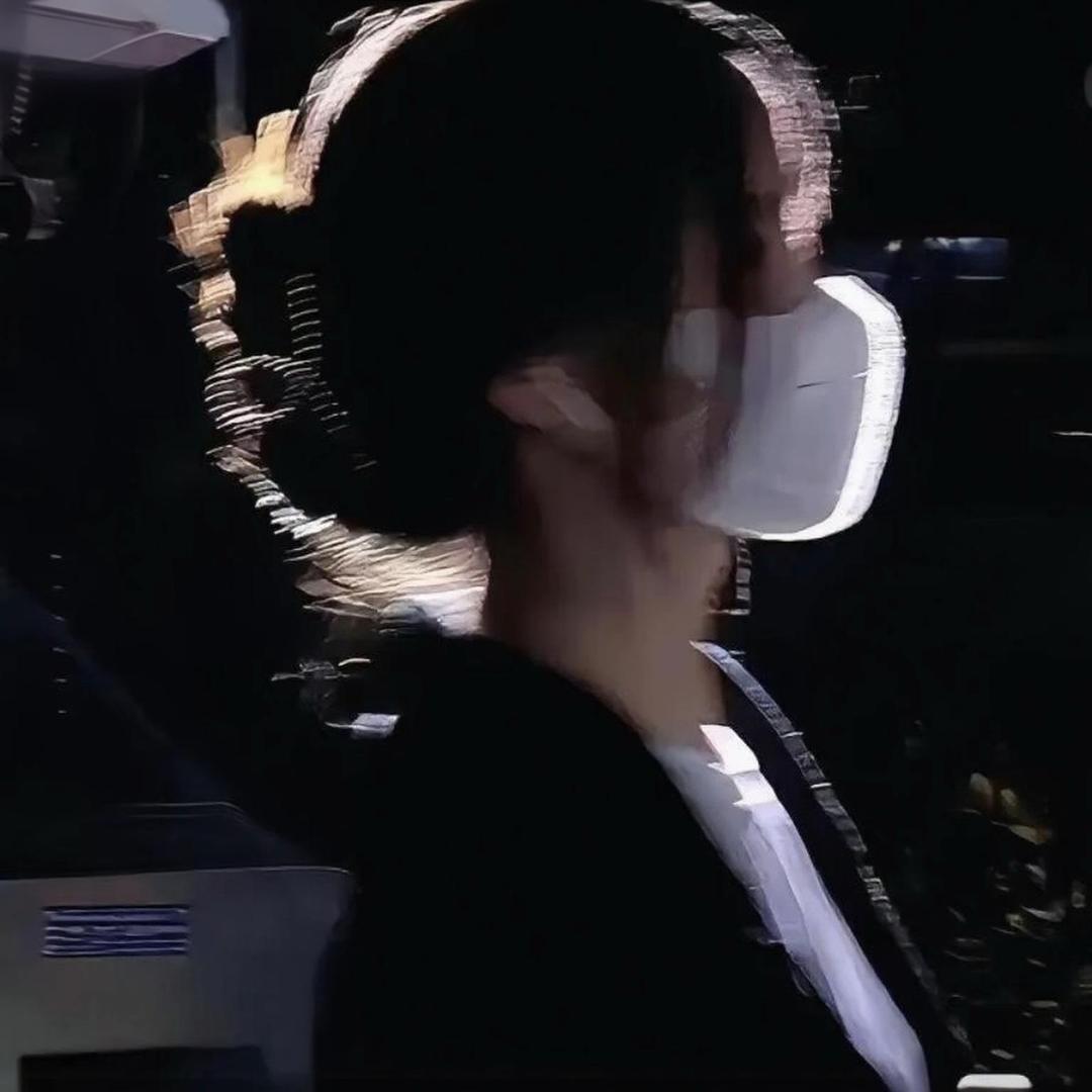 杨杨       　　　༽