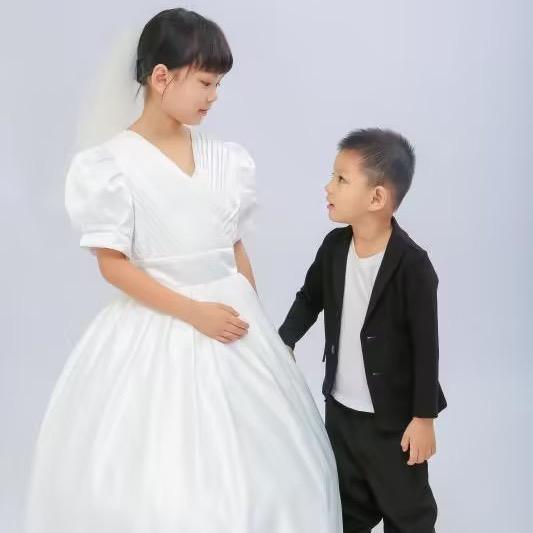 果果和泡泡的麻麻