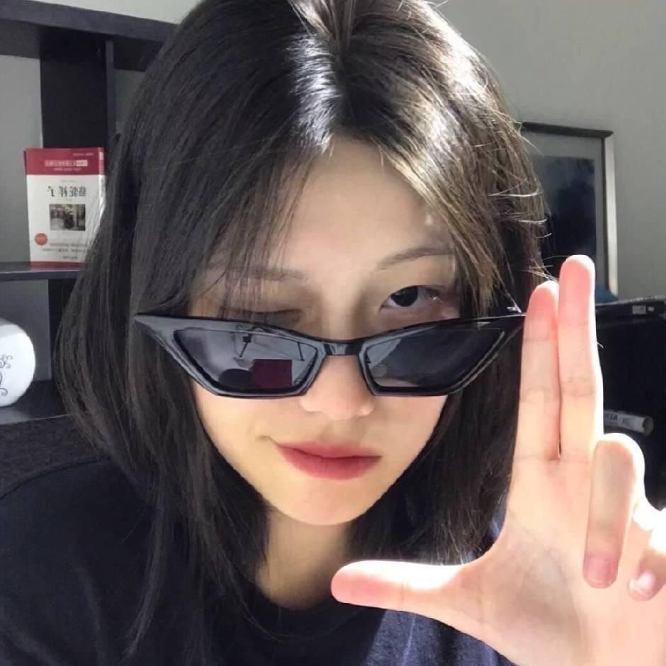牛牪犇.