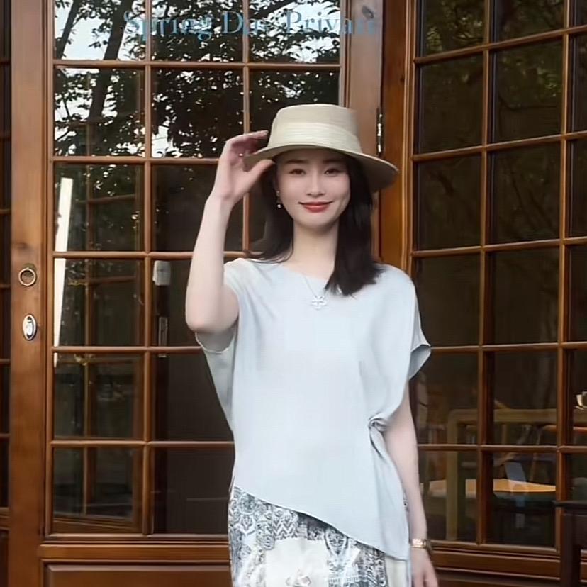 邱莹莹-高级服饰