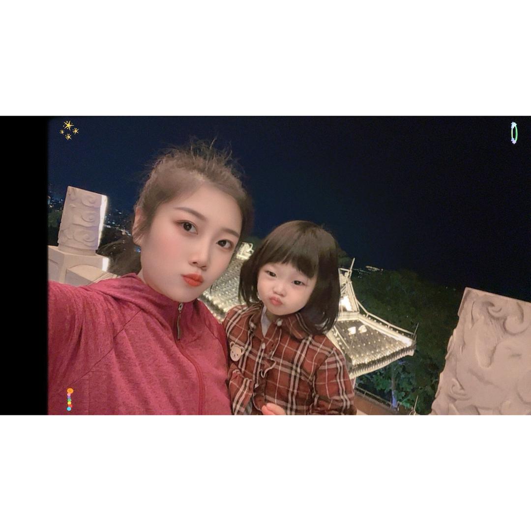 倩宝儿🍼直播女装