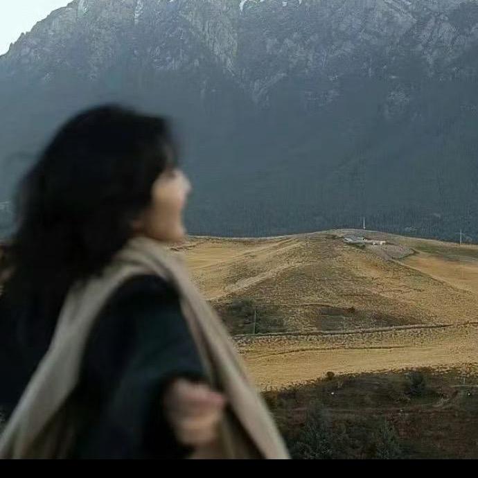 橱窗里的草莓酱🇵🇸