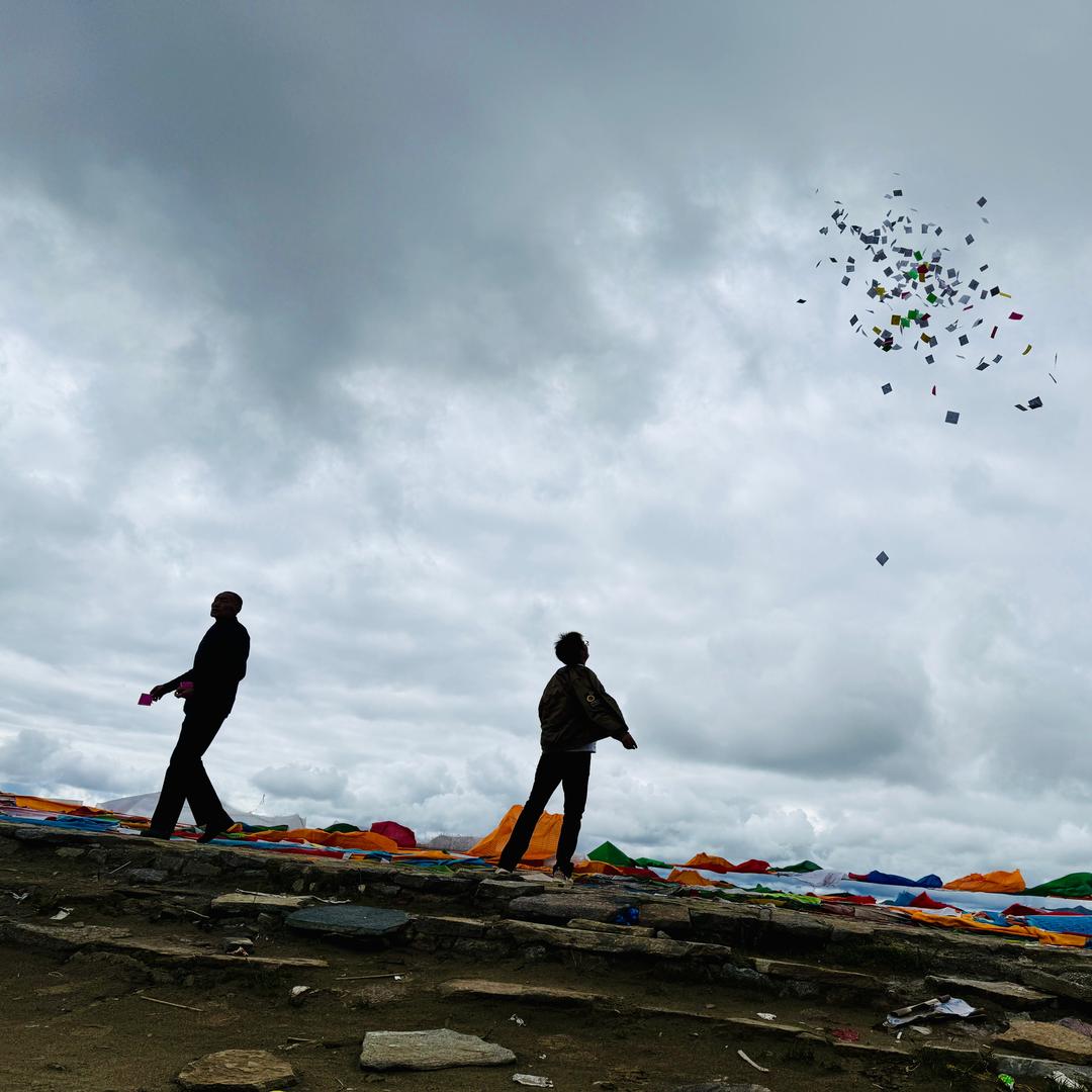 ཨ་ཁུ་🍂阿古