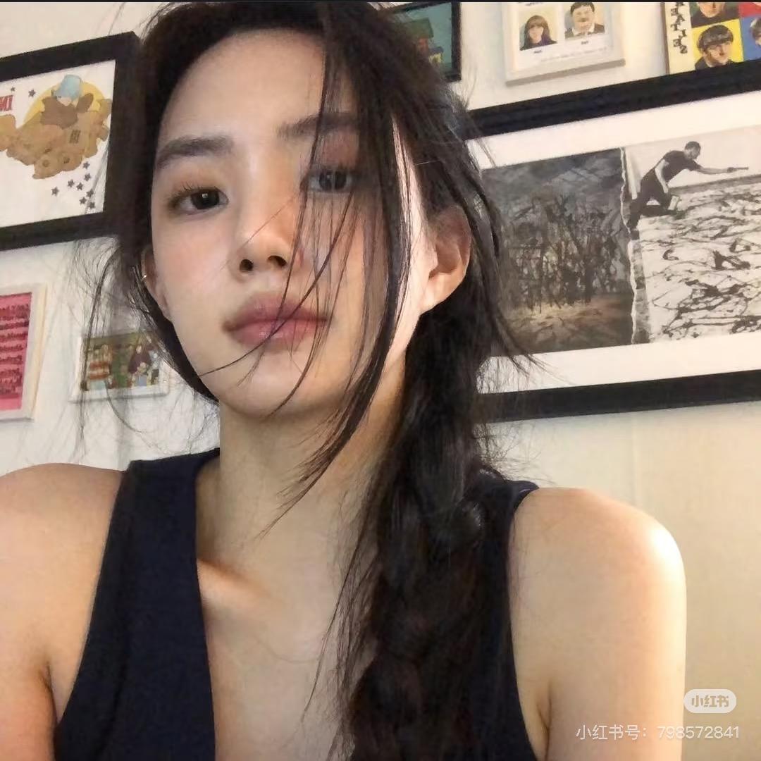 Lily🌸
