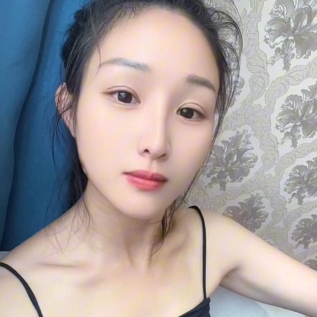 🙏兰兰🙏扎西光头