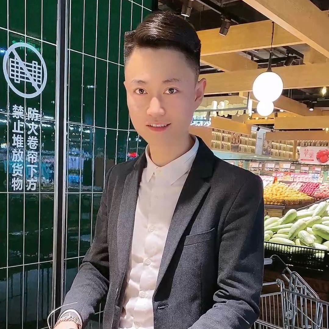 李大强.一家五口