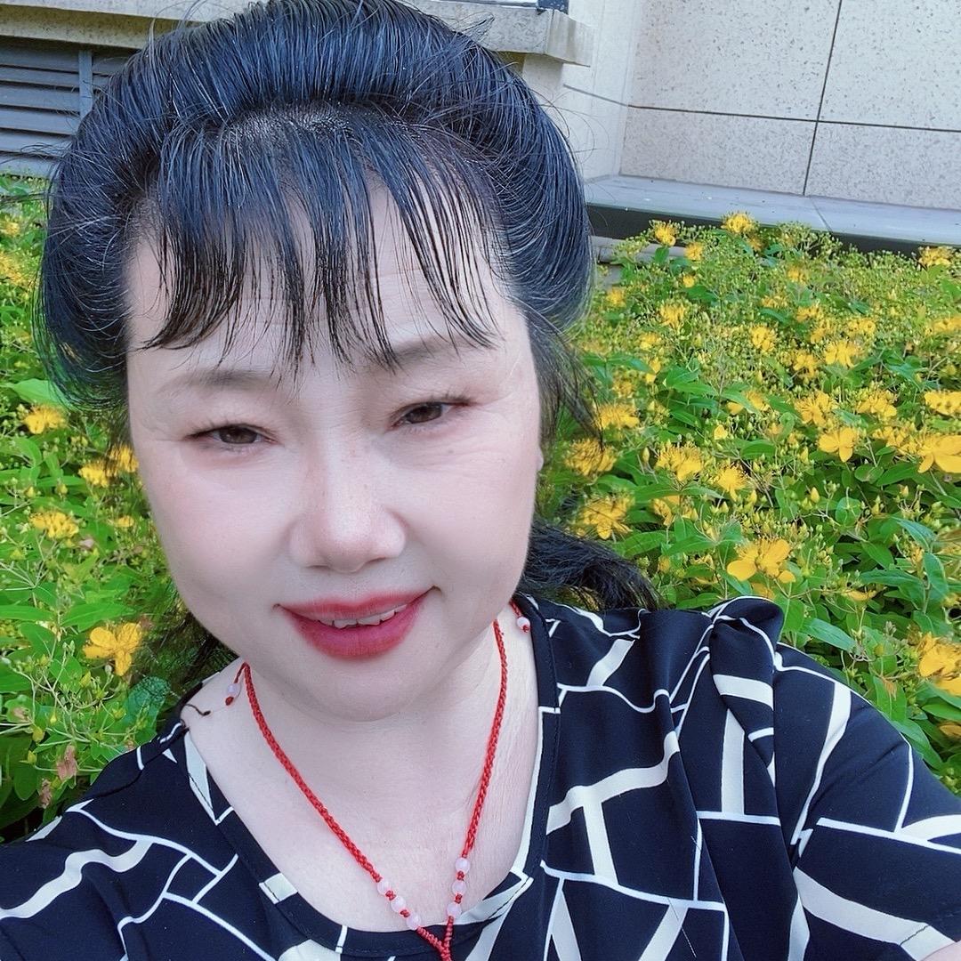 没人疼的女人