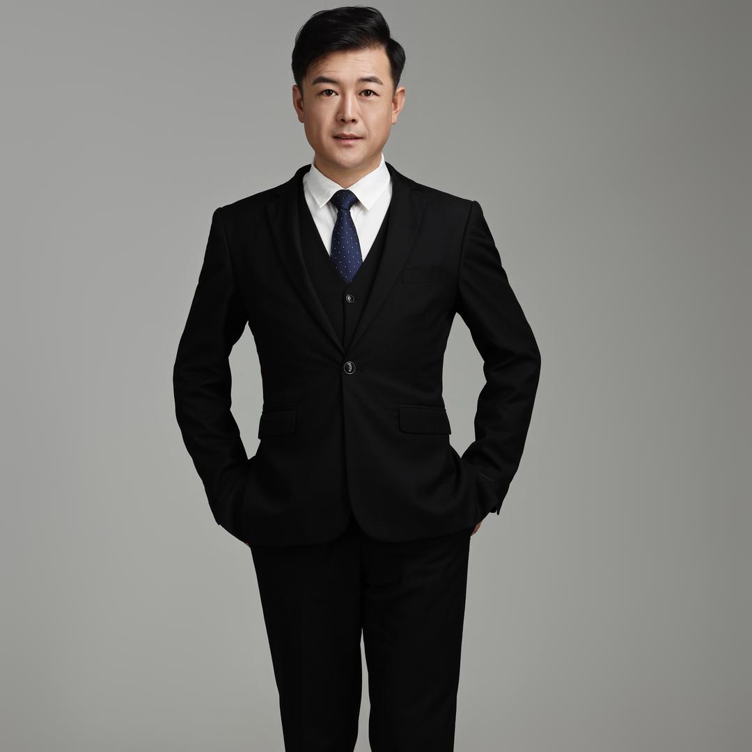 演员 季智琳