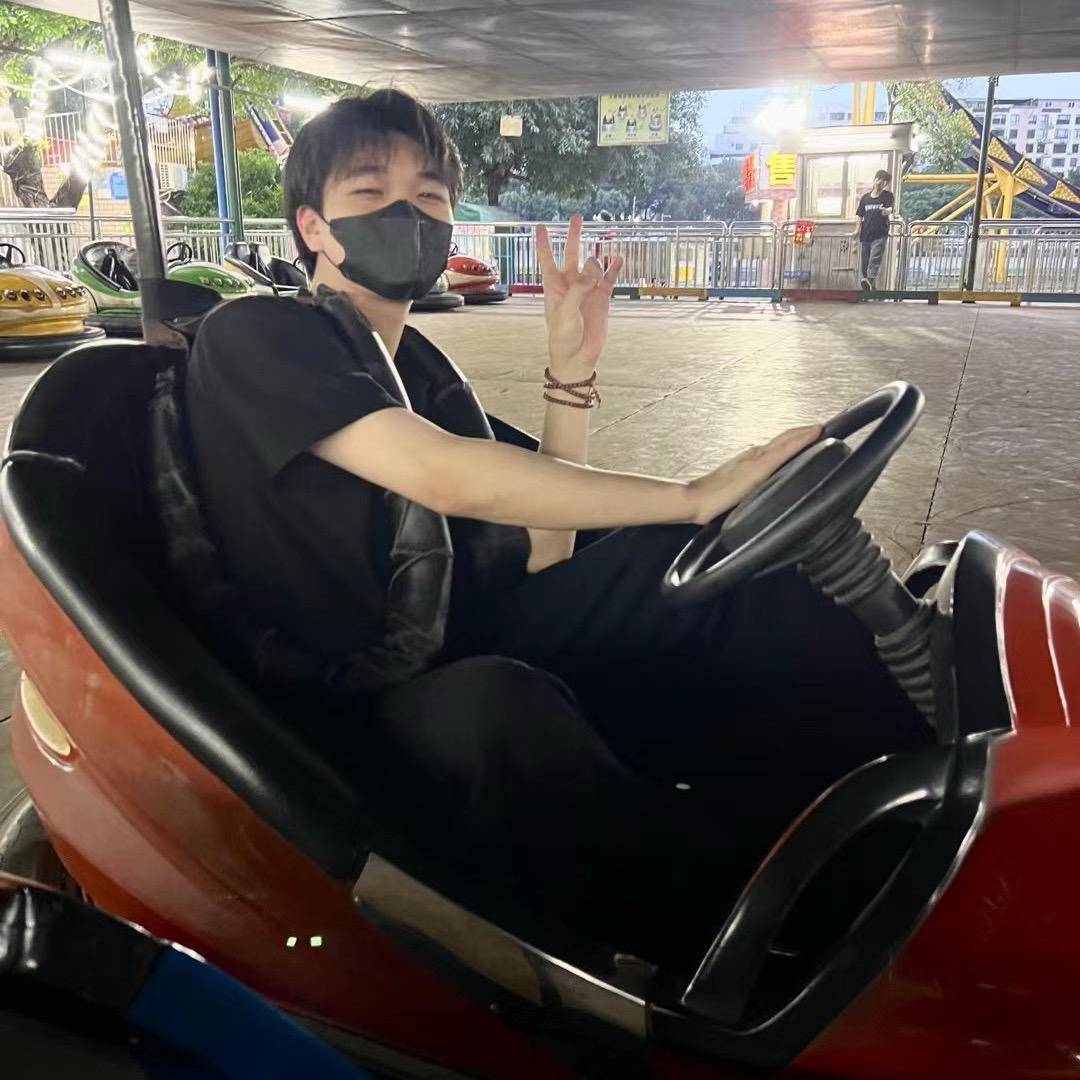 系小黄鸭