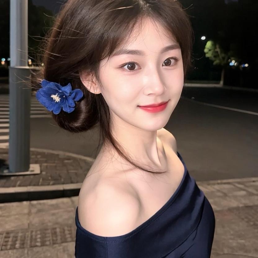 皇  小小👑