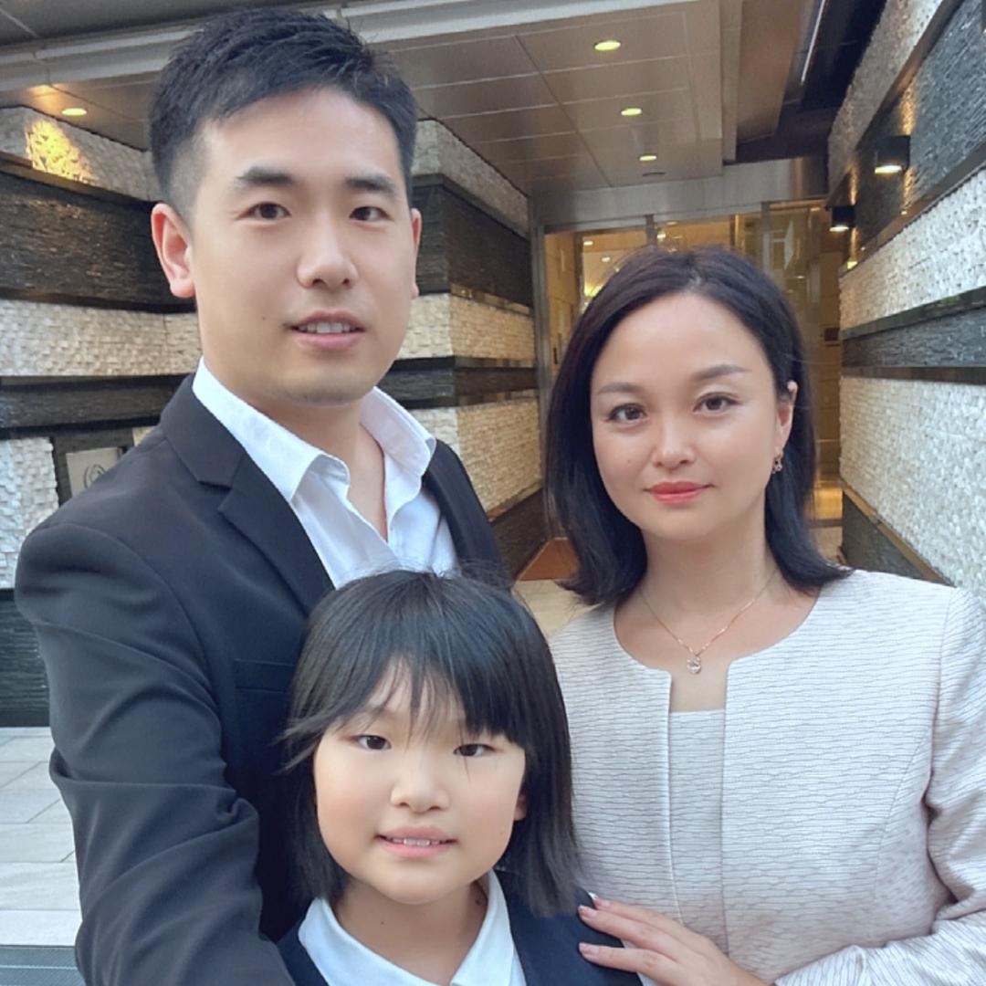 金牛夫妻在日本