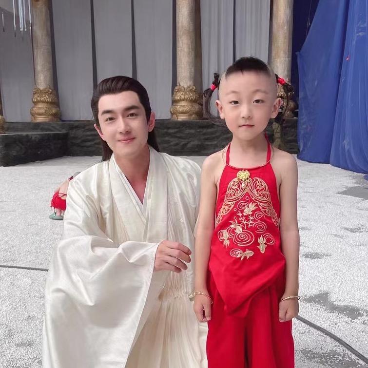 儿童影视表演李老师