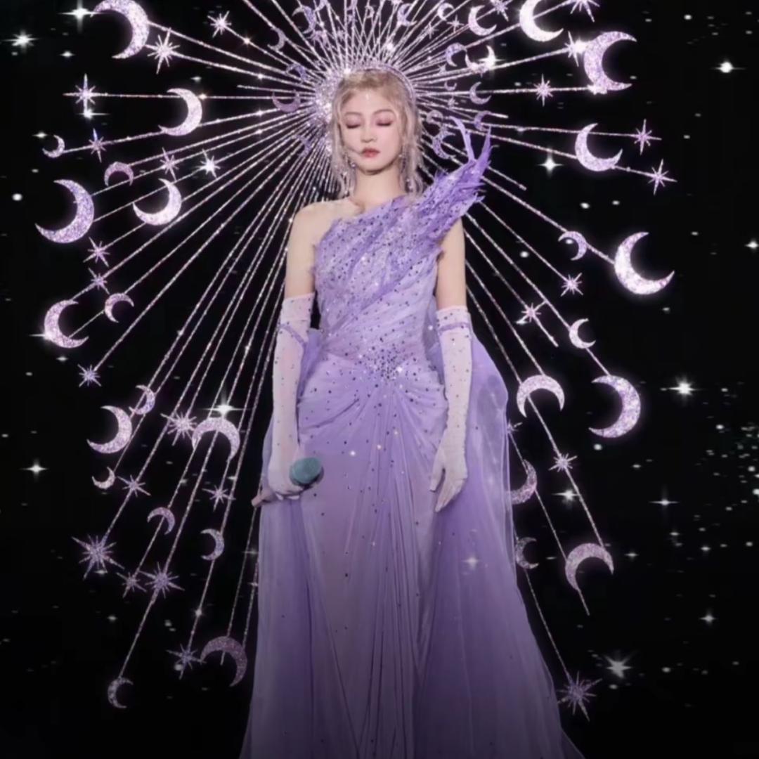 @嘻嘻哈哈笑起来