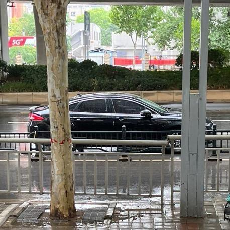 豪晟货车租赁（小花）