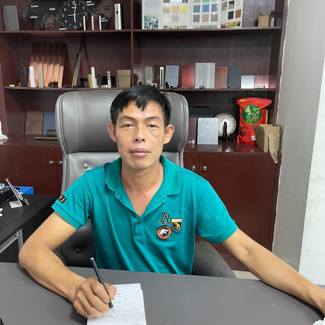 汕尾菠萝哥