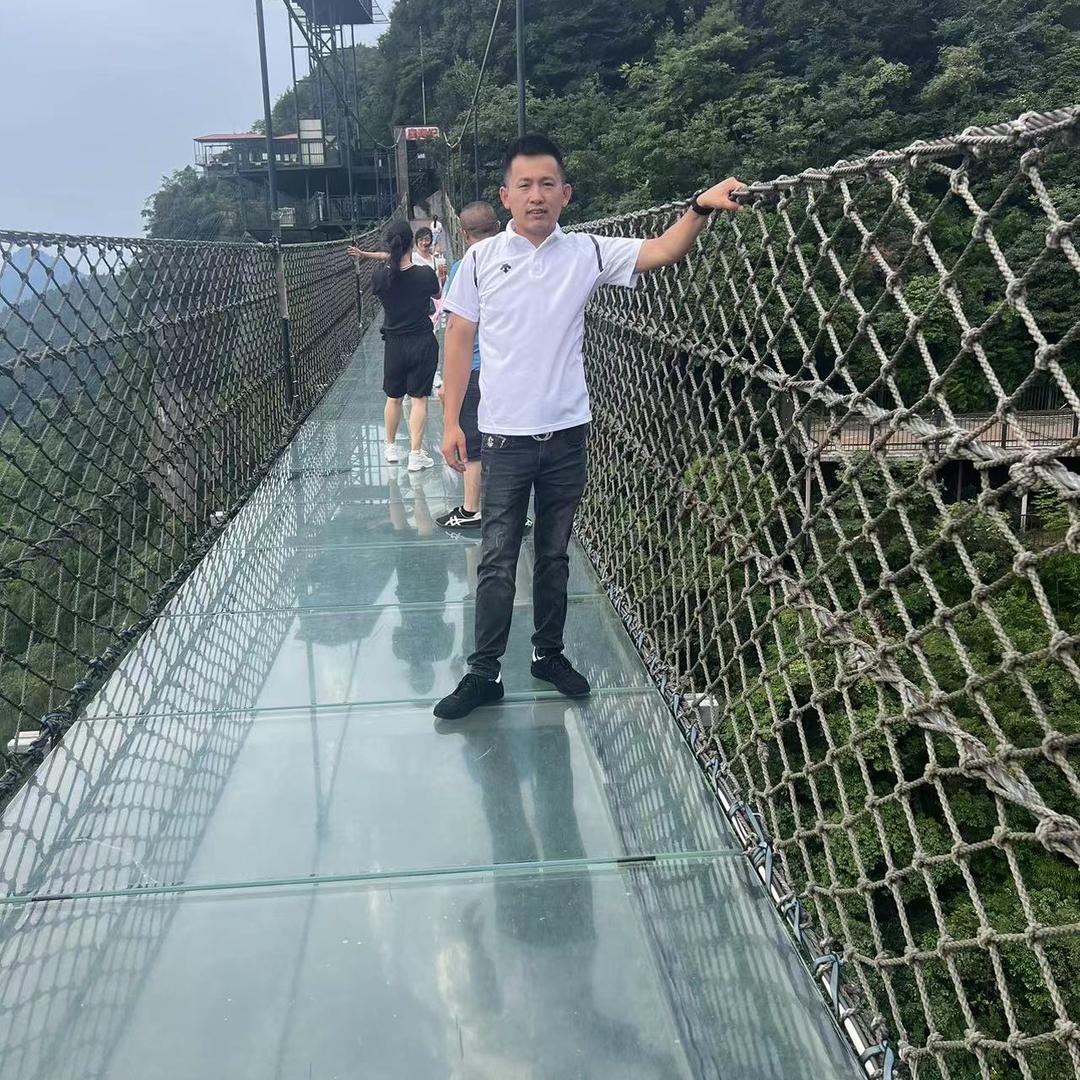 成都百创威成二手回收（邓刚）