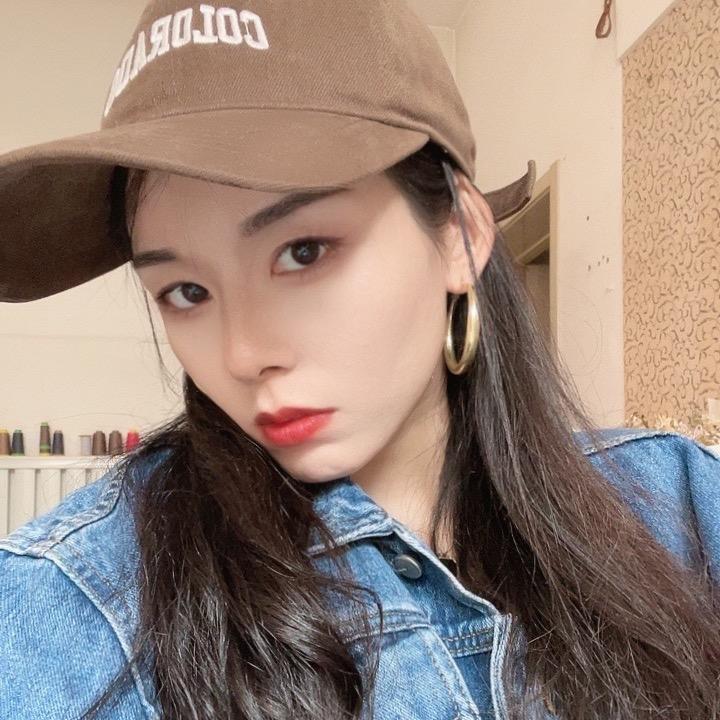 雅格莉服饰