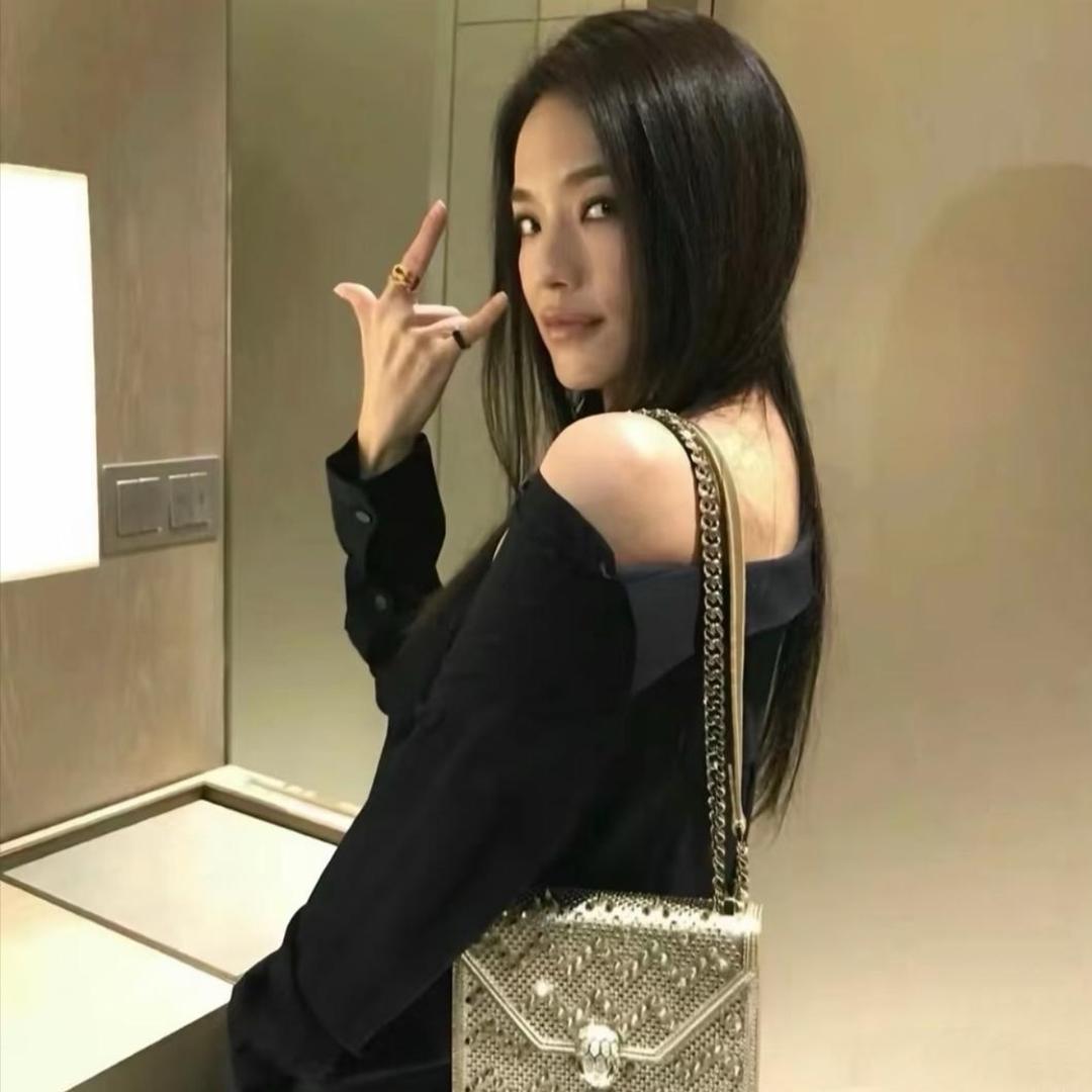 拥抱一棵树