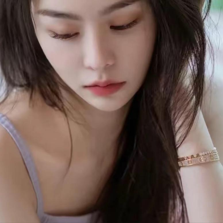 笑笑吖