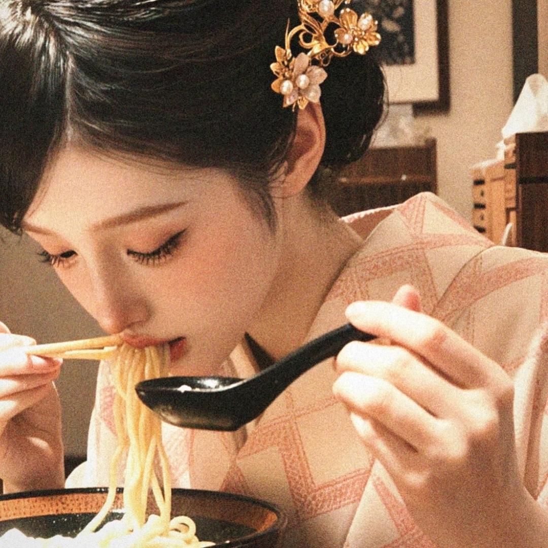 79岁纯情美艳后妈