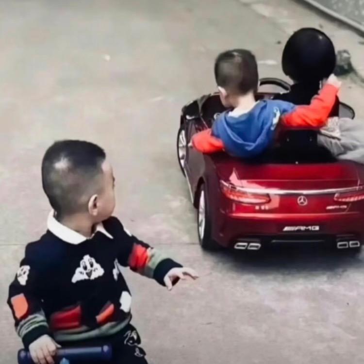 超人不会飞🦸🏻‍♂️