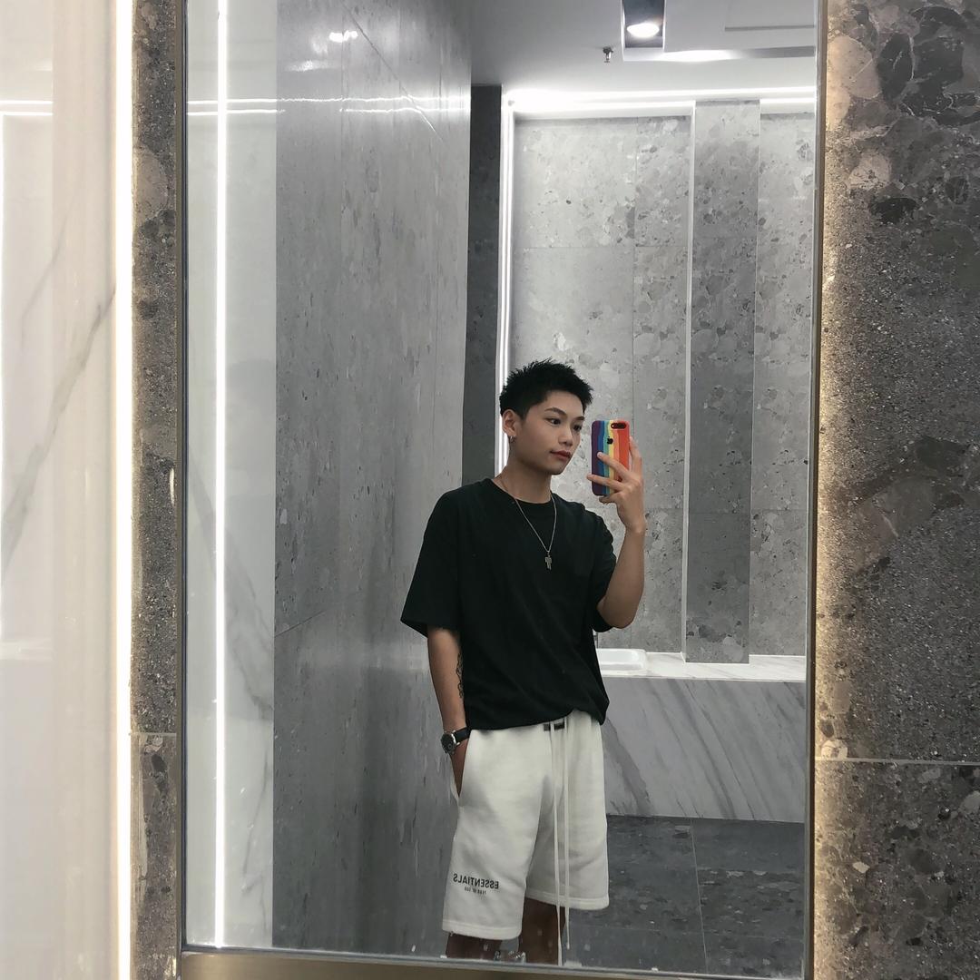 查瑞