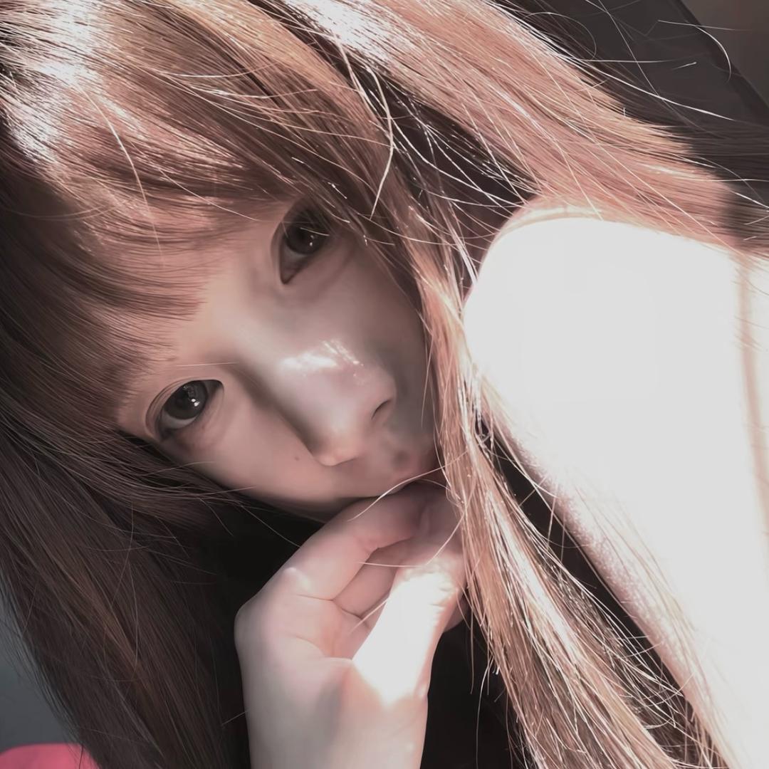 商心慈.